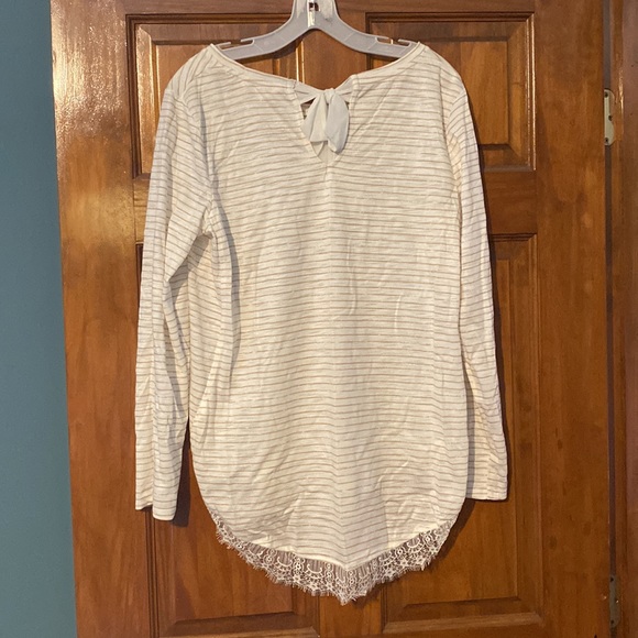 Lace trim tunic - Picture 2 of 5